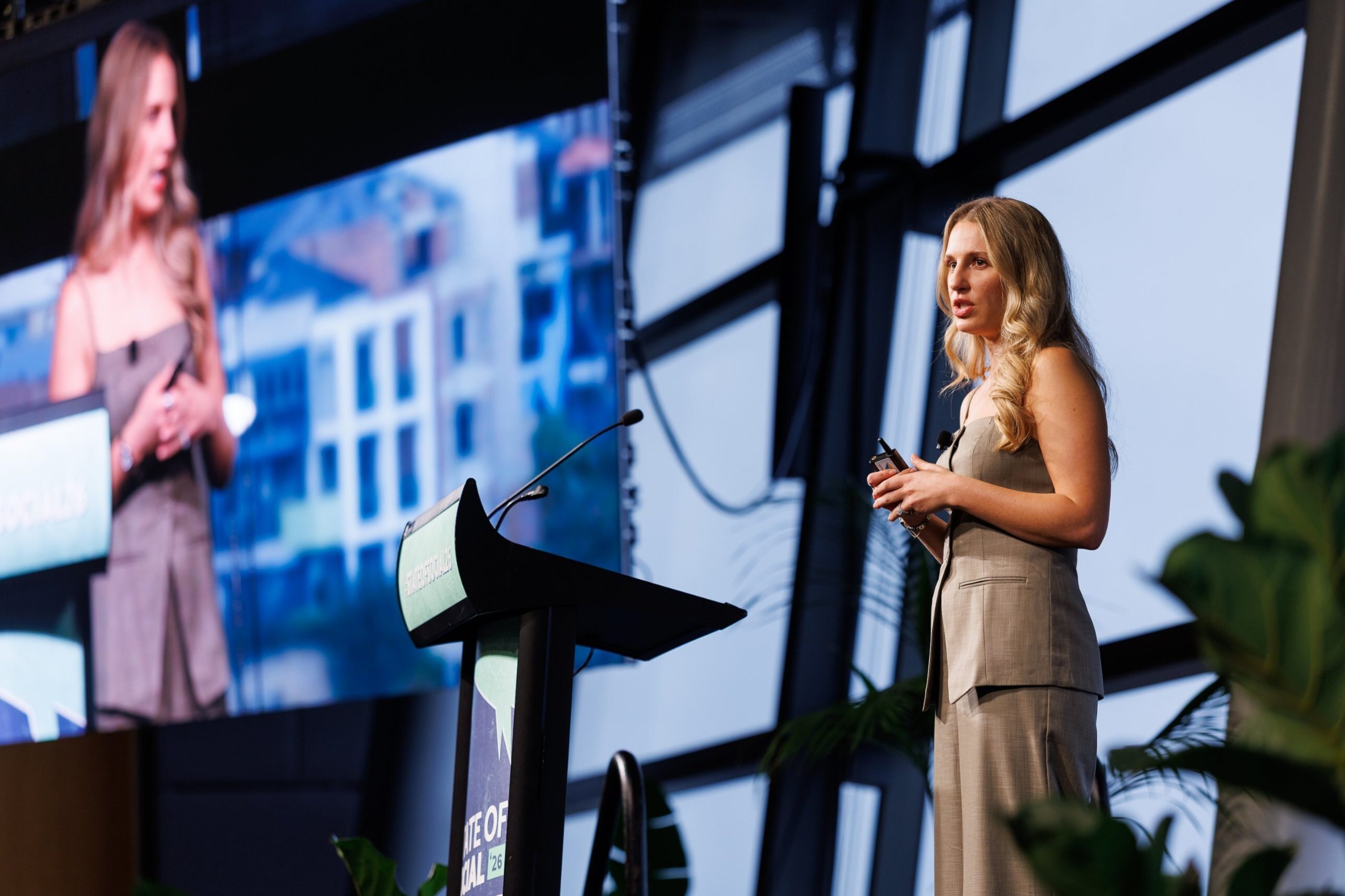 Lindsay Bennett on stage at SOS26: The new rules of communications